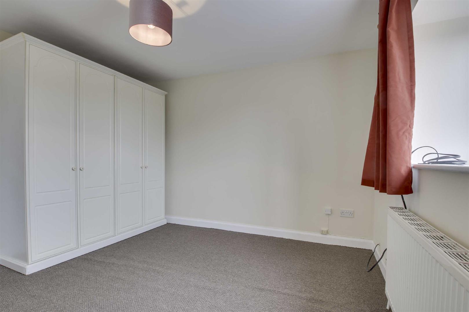 Vyne Crescent, Great Holm, Milton Keynes